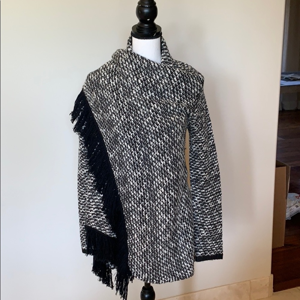 Host pick! 🎉 Dynamite Cardigan - Picture 4 of 6